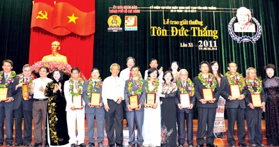 Trao Giải thưởng Tôn Đức Thắng lần thứ XI năm 2011 - Khẳng định trí tuệ, bản lĩnh người thợ