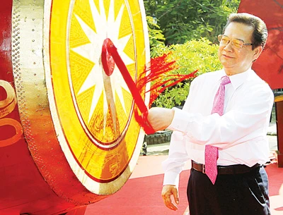 Thủ tướng Nguyễn Tấn Dũng: Phát triển giáo dụctheo hướng chuẩn hóa