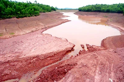 Miền trung lại lo bão lũ