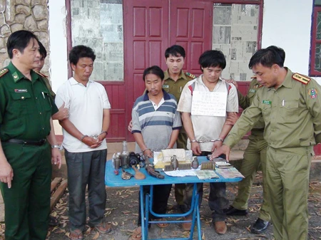 Nghệ An: Phá đường dây buôn bán ma túy từ Tam giác vàng vào Việt Nam