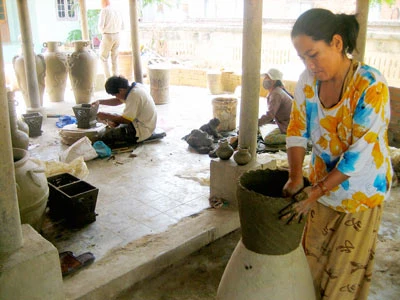 Những bàn tay vàng