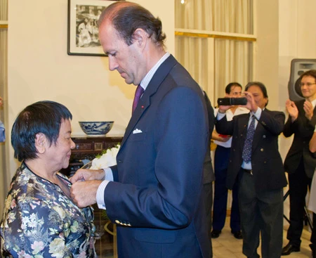 Chính phủ Pháp trao Huân chương “Bắc đẩu bội tinh” cho bà Nguyễn Thị Xuân Phượng
