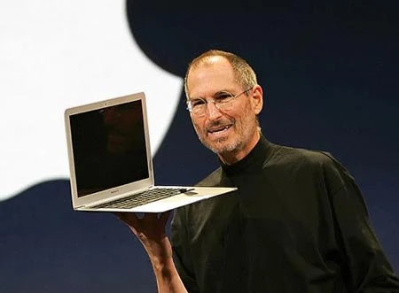 Mẹ ruột của thiên tài Steve Jobs vẫn chưa biết con mình qua đời