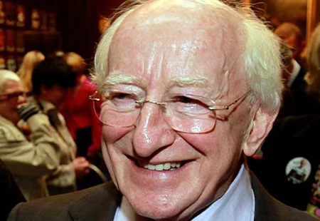 Ireland: Cựu Bộ trưởng Bộ Văn hóa đắc cử Tổng thống
