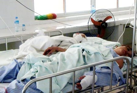 Vụ tai nạn giao thông thảm khốc tại Bình Thuận: Còn một nạn nhân chưa xác định được danh tính