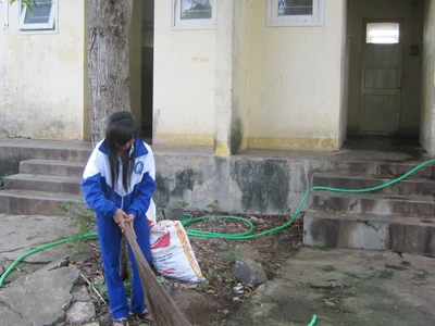 Phú Yên: Nhiều học sinh nội trú ngất xỉu vì tin đồn nhà vệ sinh có ma