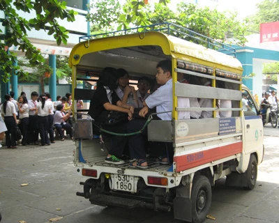 Để xe đưa rước học sinh tiện ích hơn