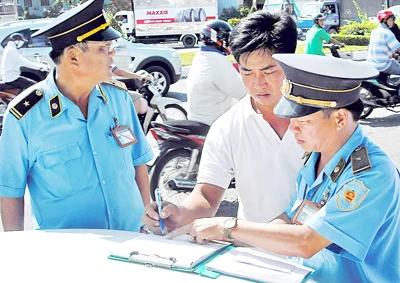 Nạn kẹt xe, xe dù, bến cóc: TPHCM đã sẵn sàng ứng phó