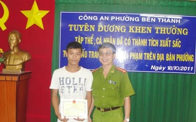 Phường Bến Thành quận 1 TPHCM - Bắt cướp được thưởng 10 triệu đồng