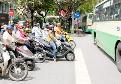 “Một chiều hóa” nhiều tuyến đường