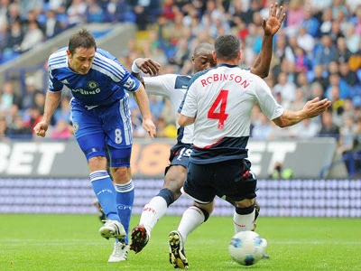 Chelsea (5) - Bolton (19): Tình huống nguy hiểm