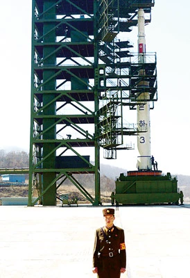 Triều Tiên đã đưa tên lửa vào bệ phóng