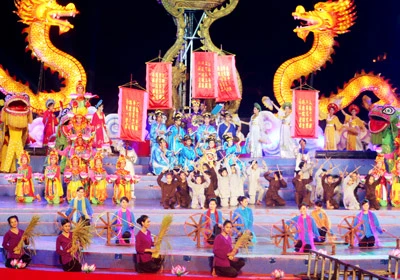 Festival Huế 2012 - Hồn quê bừng sáng
