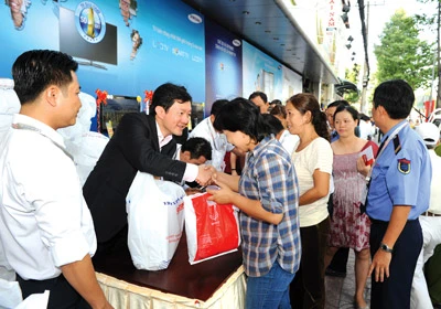 Hệ thống siêu thị điện máy Nguyễn Kim: Đầu tư mạnh mẽ để phục vụ tốt nhất cho khách hàng