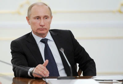 V. Putin trở lại Điện Kremli