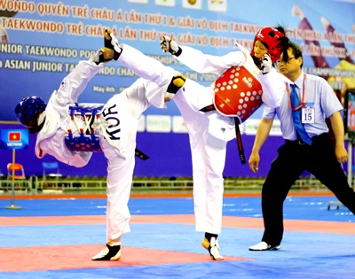 Khởi tranh giải vô địch Taekwondo châu Á lần thứ 20-2012: Việt Nam giành 1 HCB và 1 HCĐ