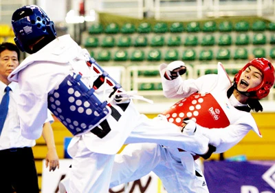 Ngày thi đấu thứ hai giải vô địch taekwondo châu Á lần thứ 20 - 2012: Thanh Thảo nhận HCĐ