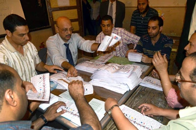 Bầu cử Tổng thống Ai Cập: Phong trào Anh em Hồi giáo tạm dẫn đầu