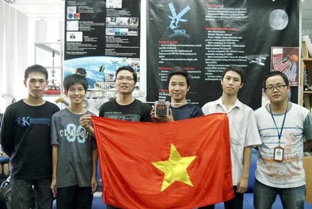 Vệ tinh mini F-1 của Việt Nam lên bệ phóng: Khát vọng chinh phục không gian