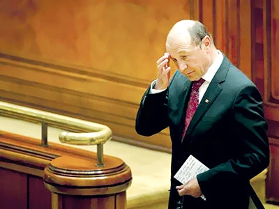 Romania trưng cầu ý dân về luận tội tổng thống T.Basescu