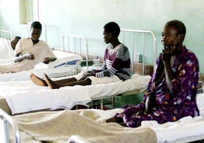 Chuyên gia quốc tế giúp Uganda kiểm soát dịch Ebola