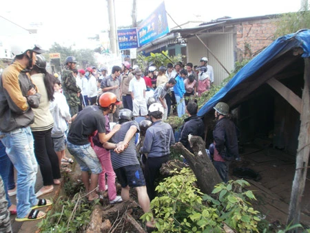 Đắk Lắk: Một phụ nữ tự thiêu trong nhà hoang