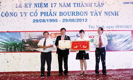 Bourbon Tây Ninh đạt chứng nhận FSSC 22000: Nỗ lực đưa sản phẩm chất lượng cao nhất đến tay người tiêu dùng