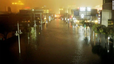 Bão Sandy tràn vào Mỹ, ít nhất 10 người chết
