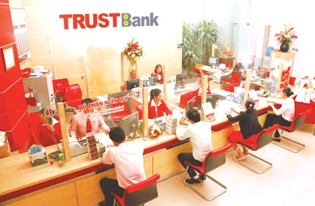 TRUSTBank trong số 100 doanh nghiệp dẫn đầu về nộp thuế năm 2012