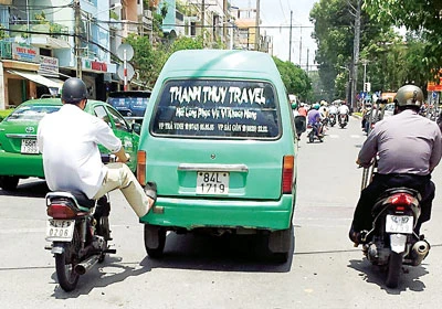 Muôn kiểu phạm luật