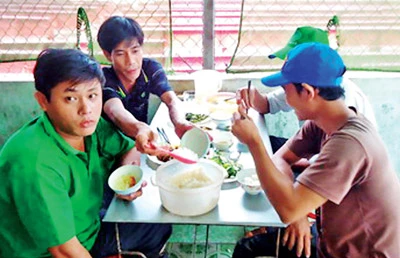 Công nhân tỉnh lẻ thời... suy thoái