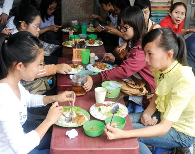 Cảnh báo an toàn thực phẩm cuối năm