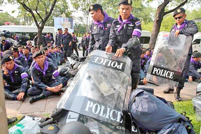 Thái Lan lại đối mặt với bất ổn chính trị