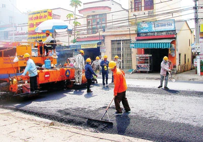 Bình Dương: Tái tạo 50km mặt đường bị đào bới