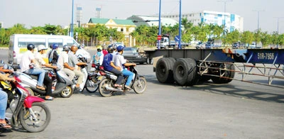 Bất an với những cung đường “đen”