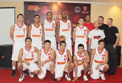 Đội bóng rổ Sài Gòn Heat năm 2013 sẵn sàng cho mục tiêu Top 4