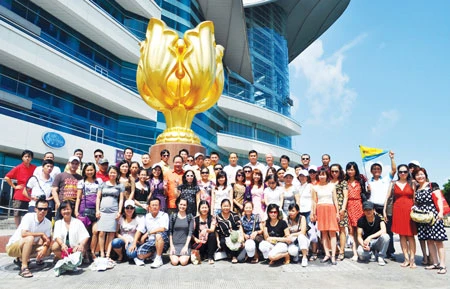 FIDITOUR tung chùm tour Tết Quý Tỵ giảm giá giờ chót