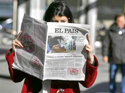 Tờ EL Pais đăng ảnh giả mạo Tổng thống Chavez