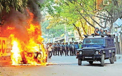 Bangladesh: Bạo động vì “vết thương chiến tranh”