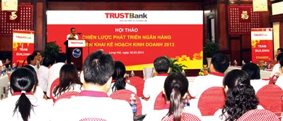 TRUSTBank – Thay đổi để thành công