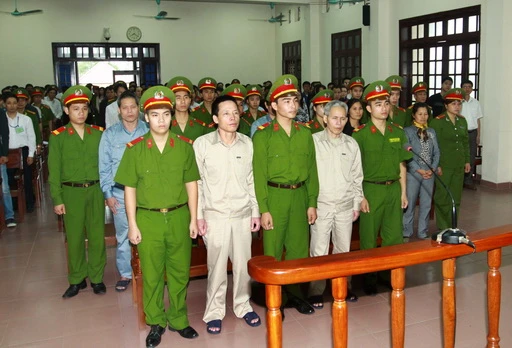 Bị cáo Đoàn Văn Vươn bị đề nghị mức án từ 5-6 năm tù