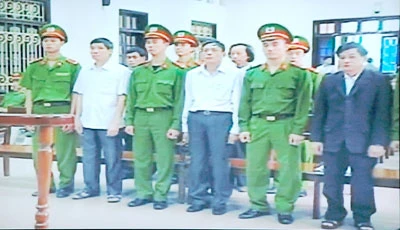 5 cựu quan chức Tiên Lãng hầu tòa phiên đầu tiên