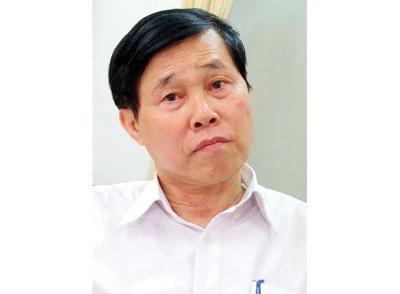 Ông Trần Quang Thanh, Phó Giám đốc Sở VH-TT-DL TP Đà Nẵng: Công ty và ca sĩ có trách nhiệm giải quyết với nhau