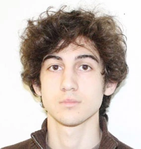 Nghi phạm đánh bom Boston Dzhokhar Tsarnaev để lại thư