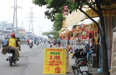 Bánh Trung thu hạ giá sớm