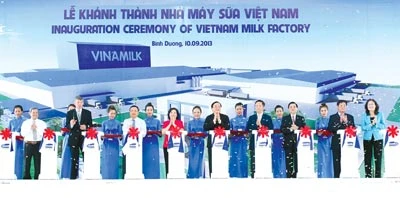 Hy vọng từ “siêu nhà máy sữa”