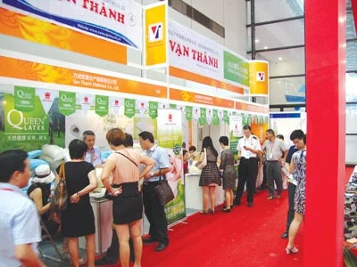 Công ty Nệm Vạn Thành tham dự hội chợ Trung Quốc - ASEAN lần thứ 10 - Caexpo 2013 thành công tốt đẹp