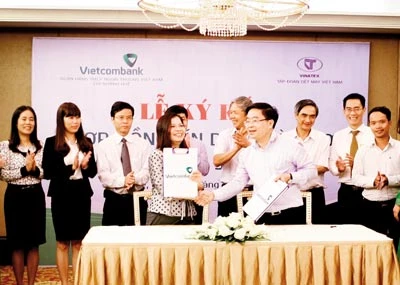 Vietcombank tài trợ 125 tỷ đồng cho dự án Nhà máy Sợi Phú Hưng
