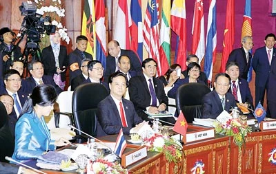 Hội nghị cấp cao ASEAN 23: Bảo đảm môi trường hòa bình, an ninh và phát triển khu vực