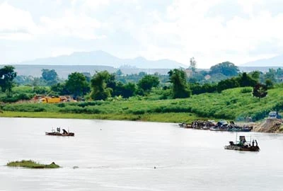 Tài nguyên, khoáng sản ở Tây Nguyên: Mạnh ai nấy đào